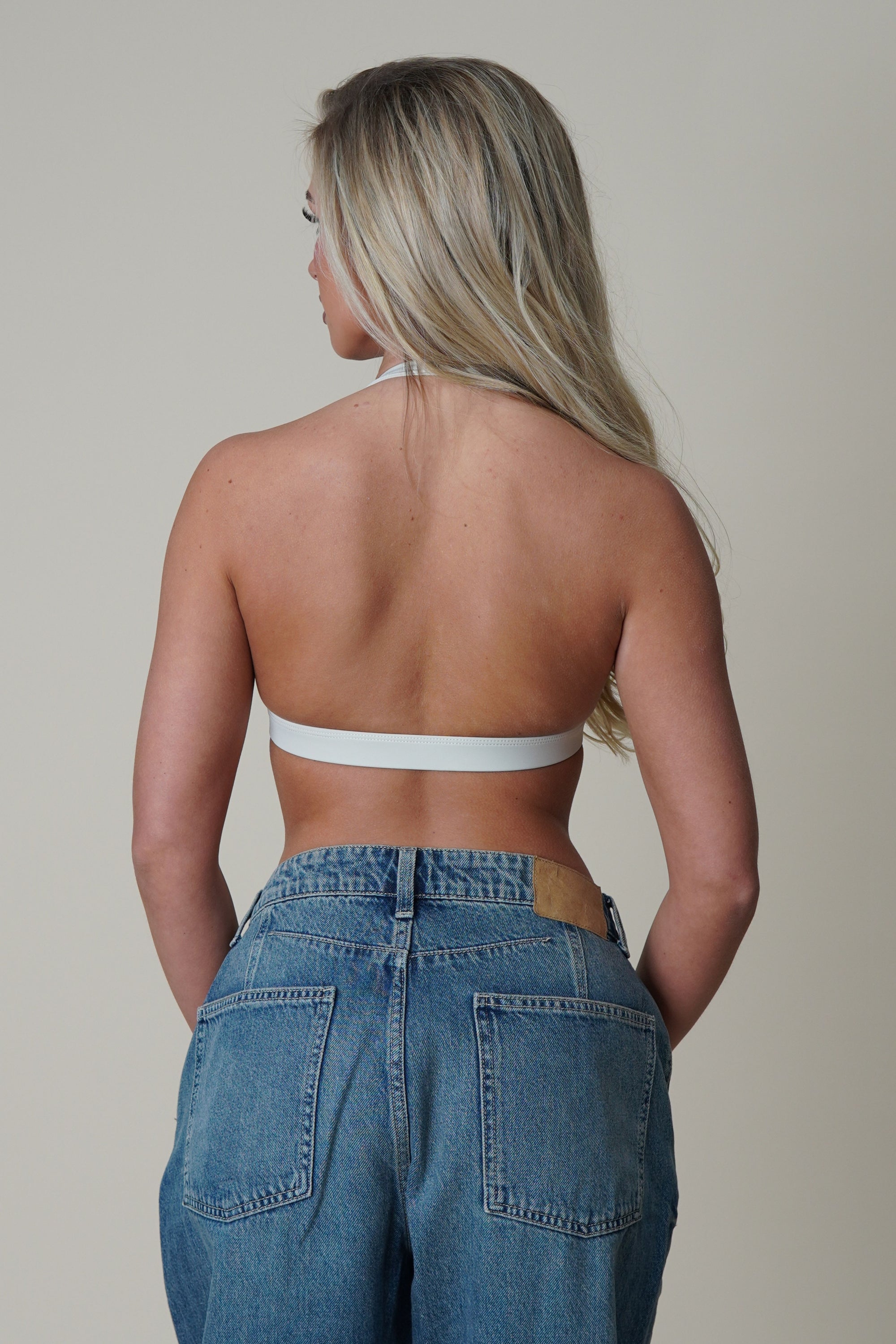THE PERFECT HALTER BRA - BEIGE