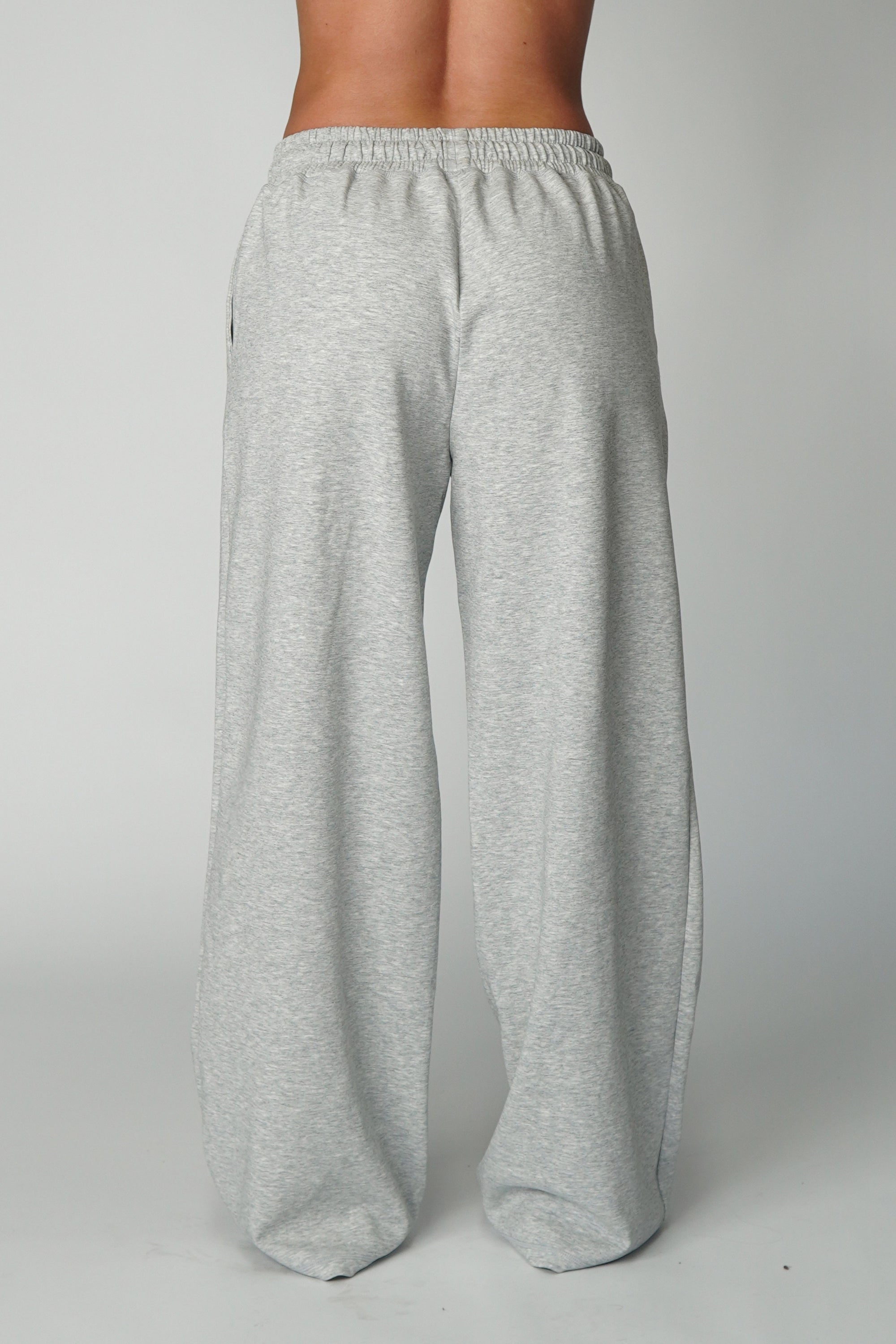 SWEATPANT EVERYDAY ESSENTIALS - GREY
