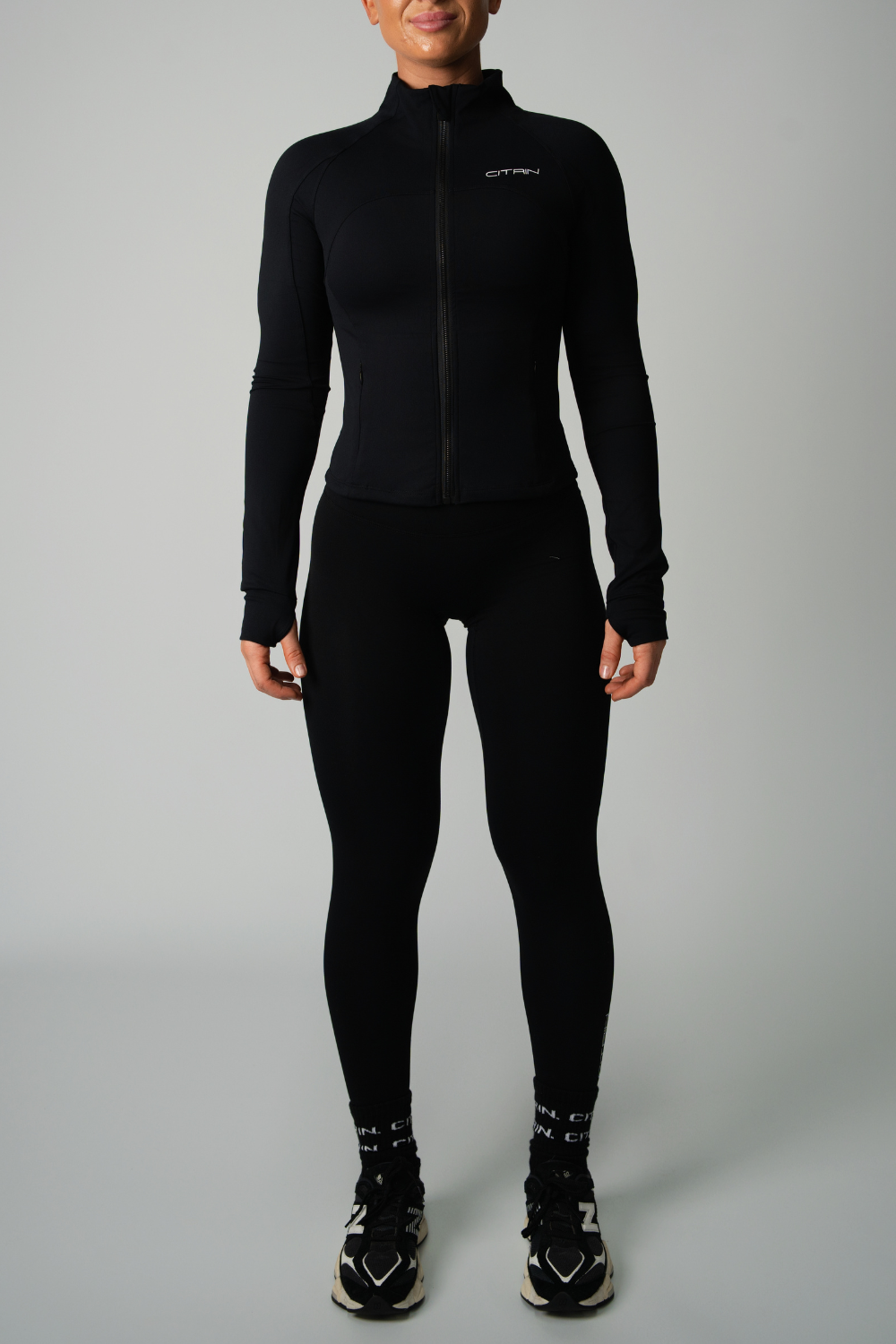 PILATES ESSENCE CONTOUR JACKET - BLACK