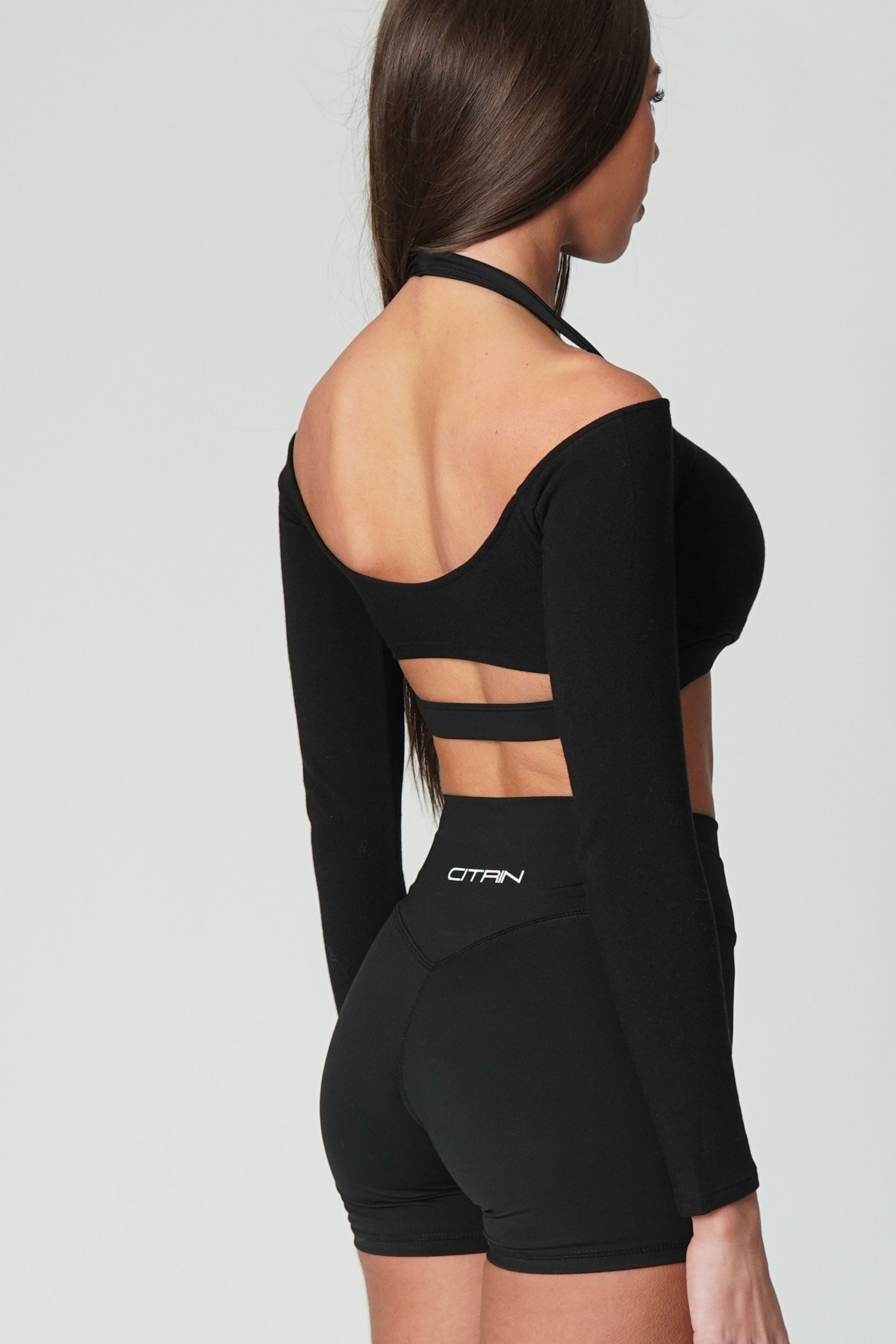 LAYERING CROP EVERYDAY ESSENTIALS - BLACK