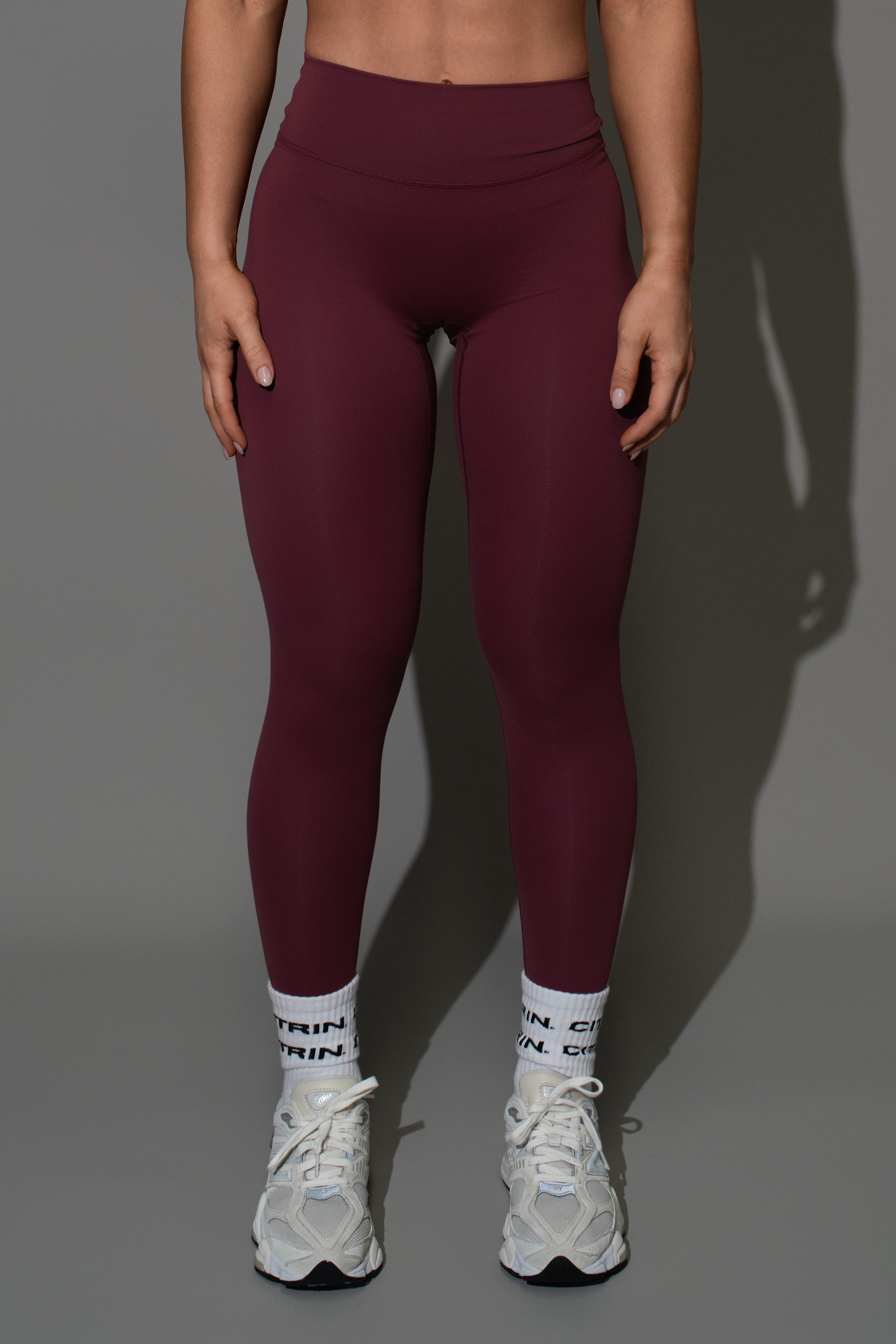BASIC. SS NON-SCRUNCH LEGGING - CHERRY