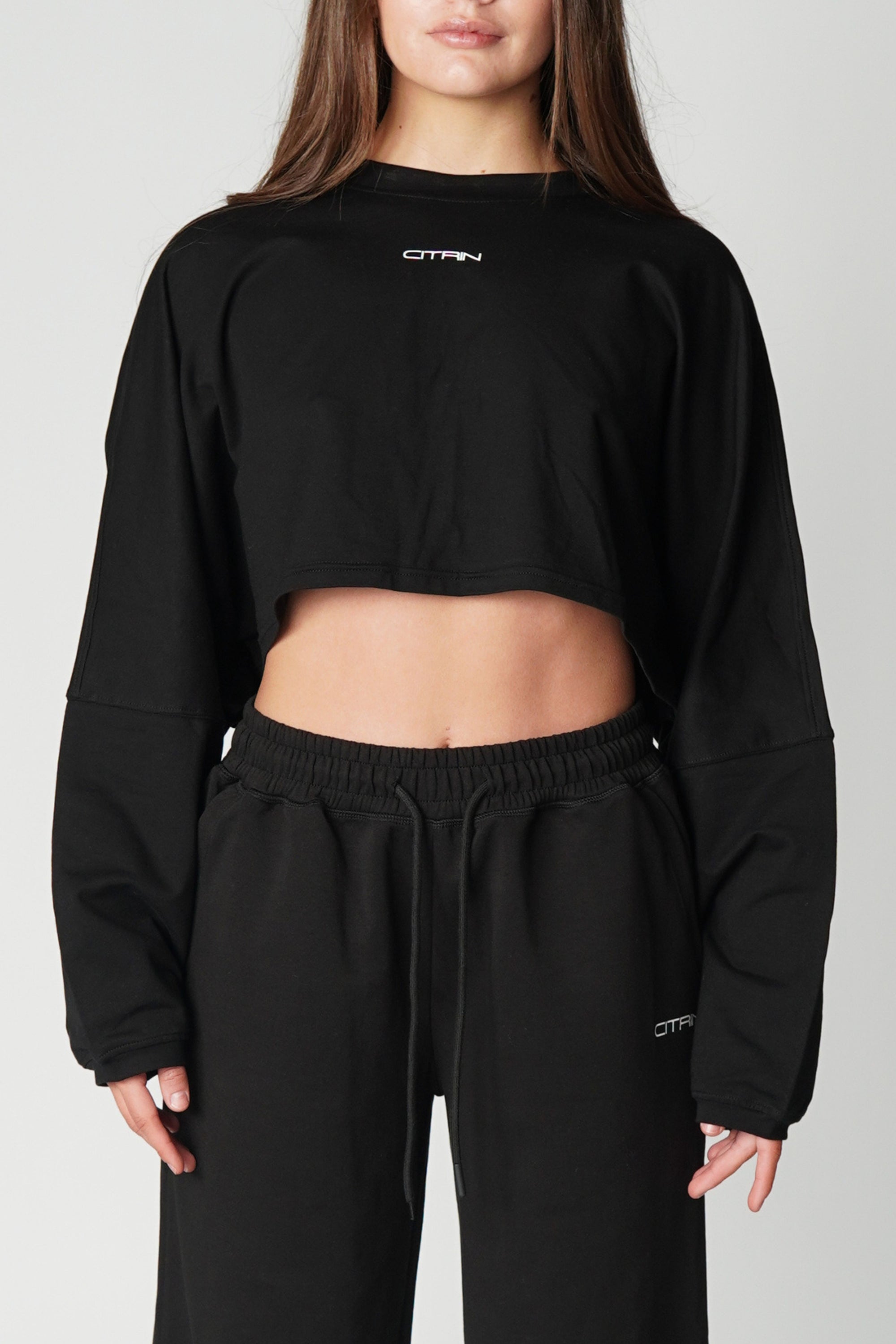 OVERSIZED LONG SLEEVE EVERYDAY ESSENTIALS - BLACK
