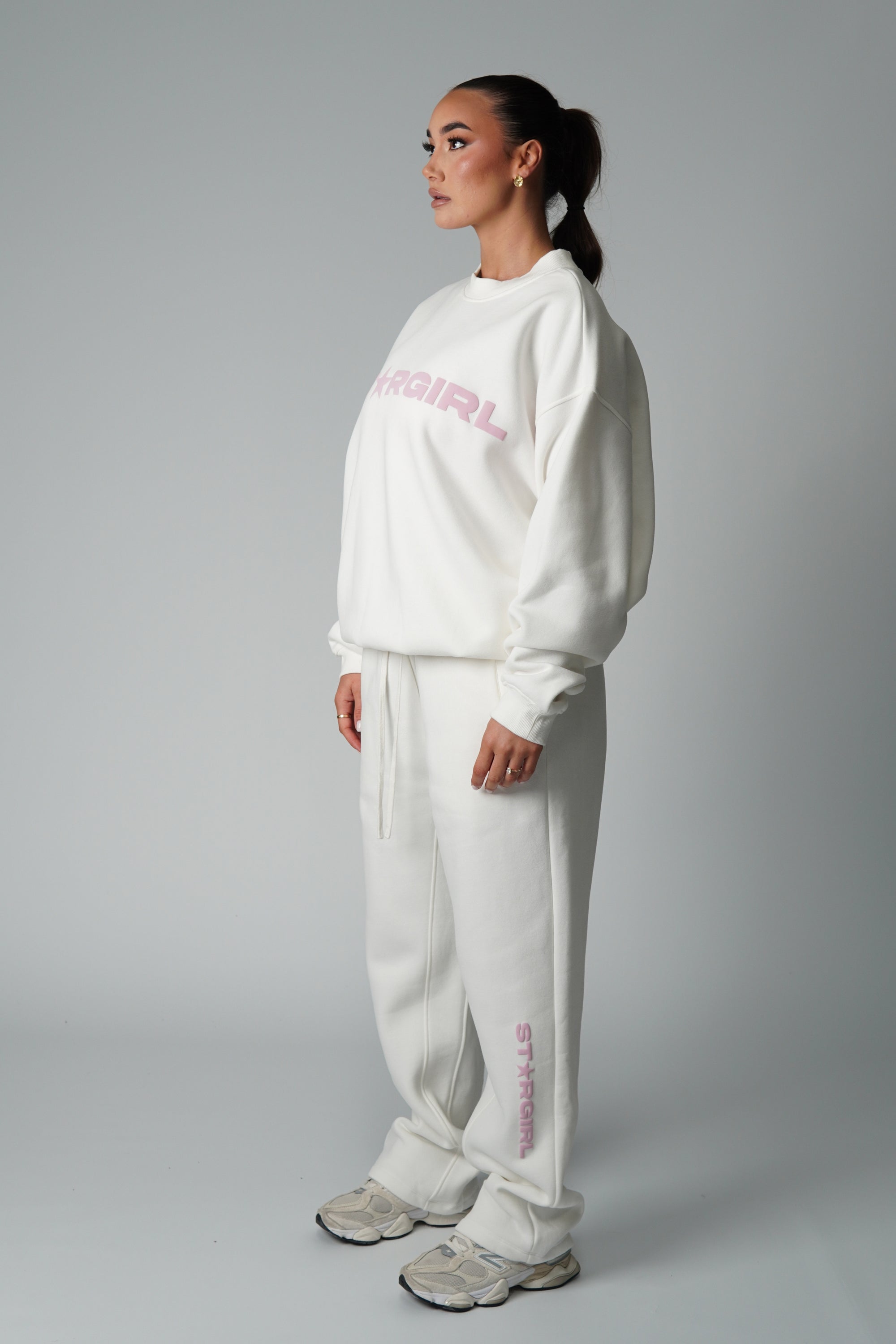 STARGIRL CREW NECK JUMPER - WHITE