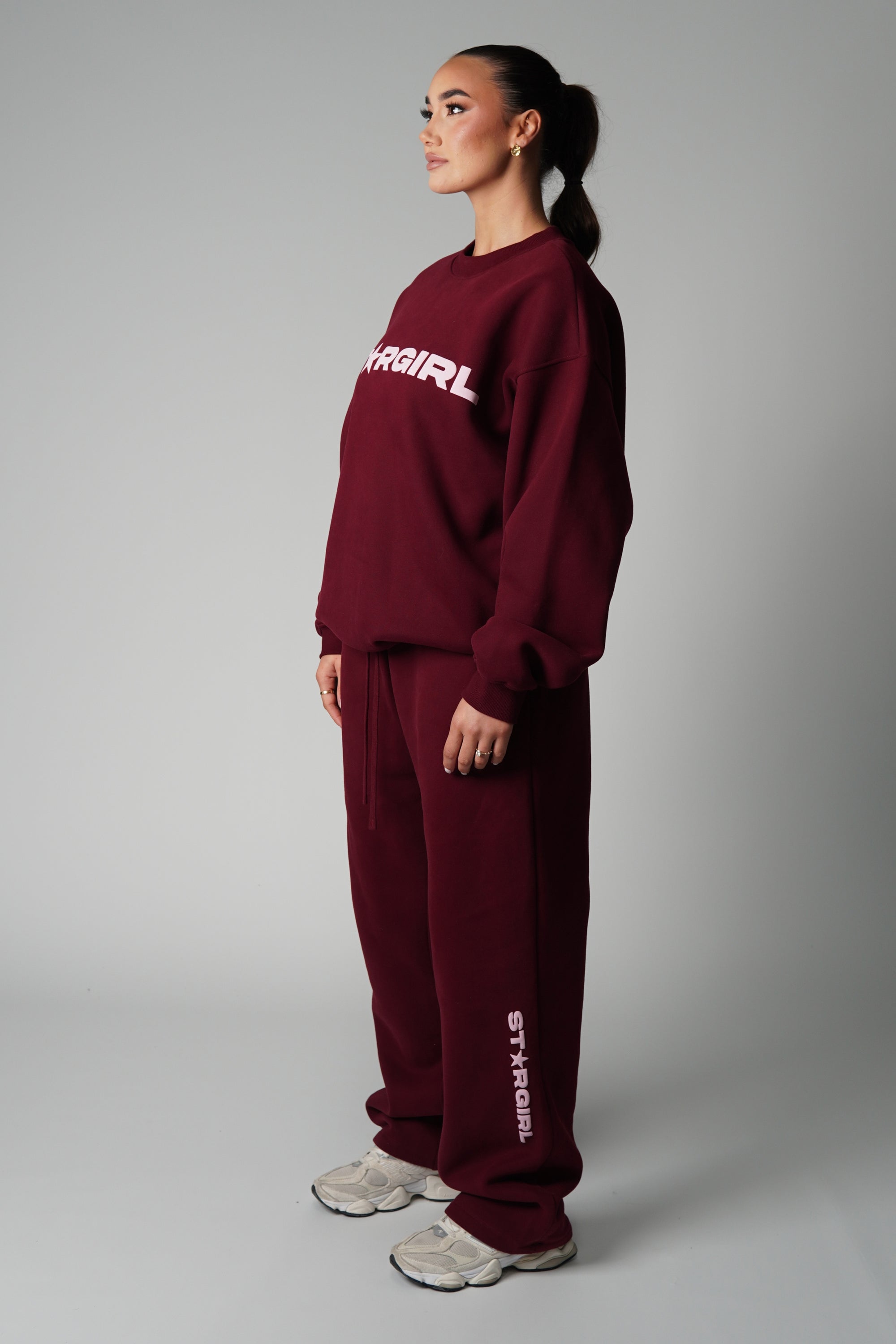 STARGIRL CREW NECK JUMPER - BURGUNDY