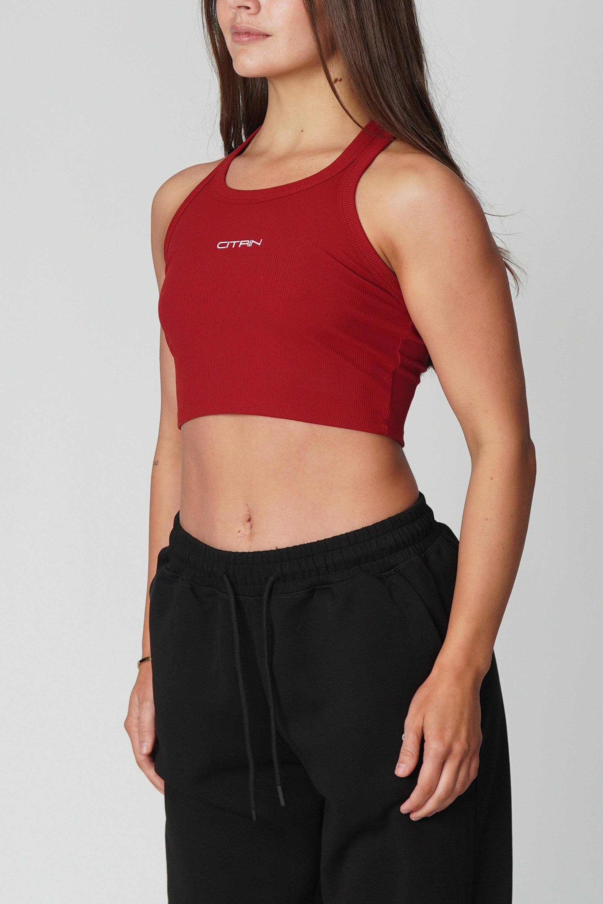 RIBBED CONTOUR CROP EVERYDAY ESSENTIALS - BURGUNDY