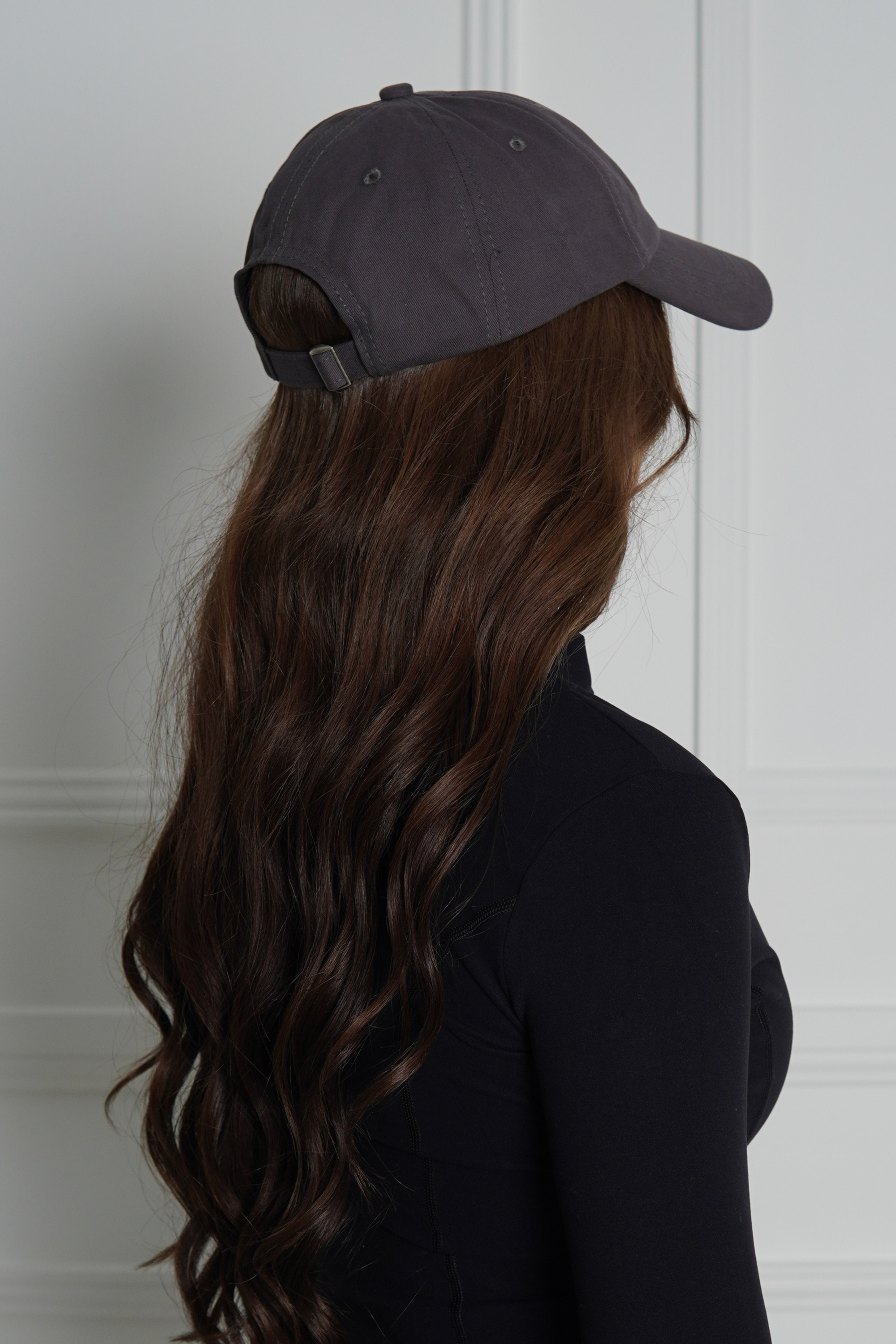 GIRLS CLUB SOFT FIT CAP - DEEP GREY
