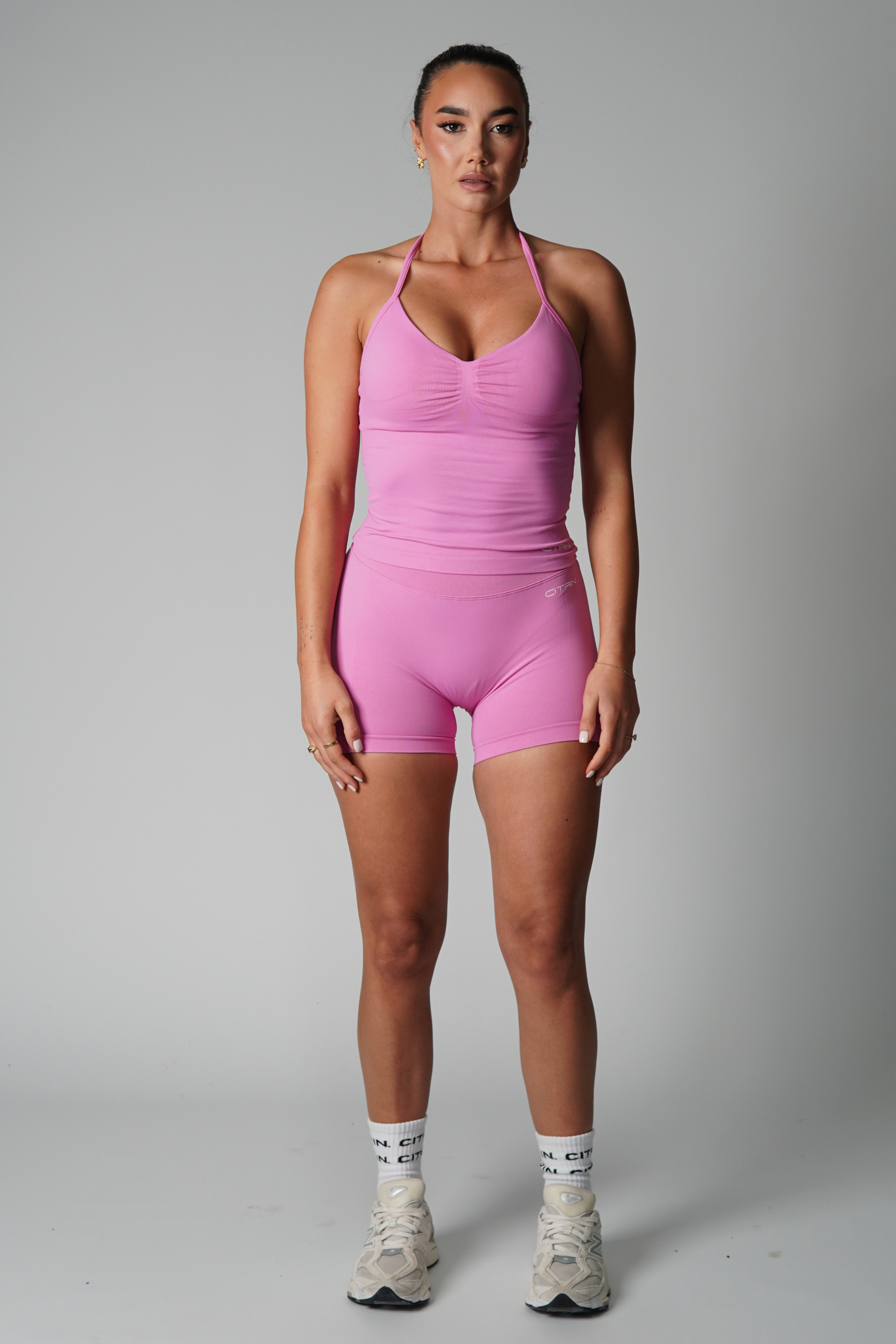 TRUE SHAPE 4.5" SHORT - BARBIE PINK