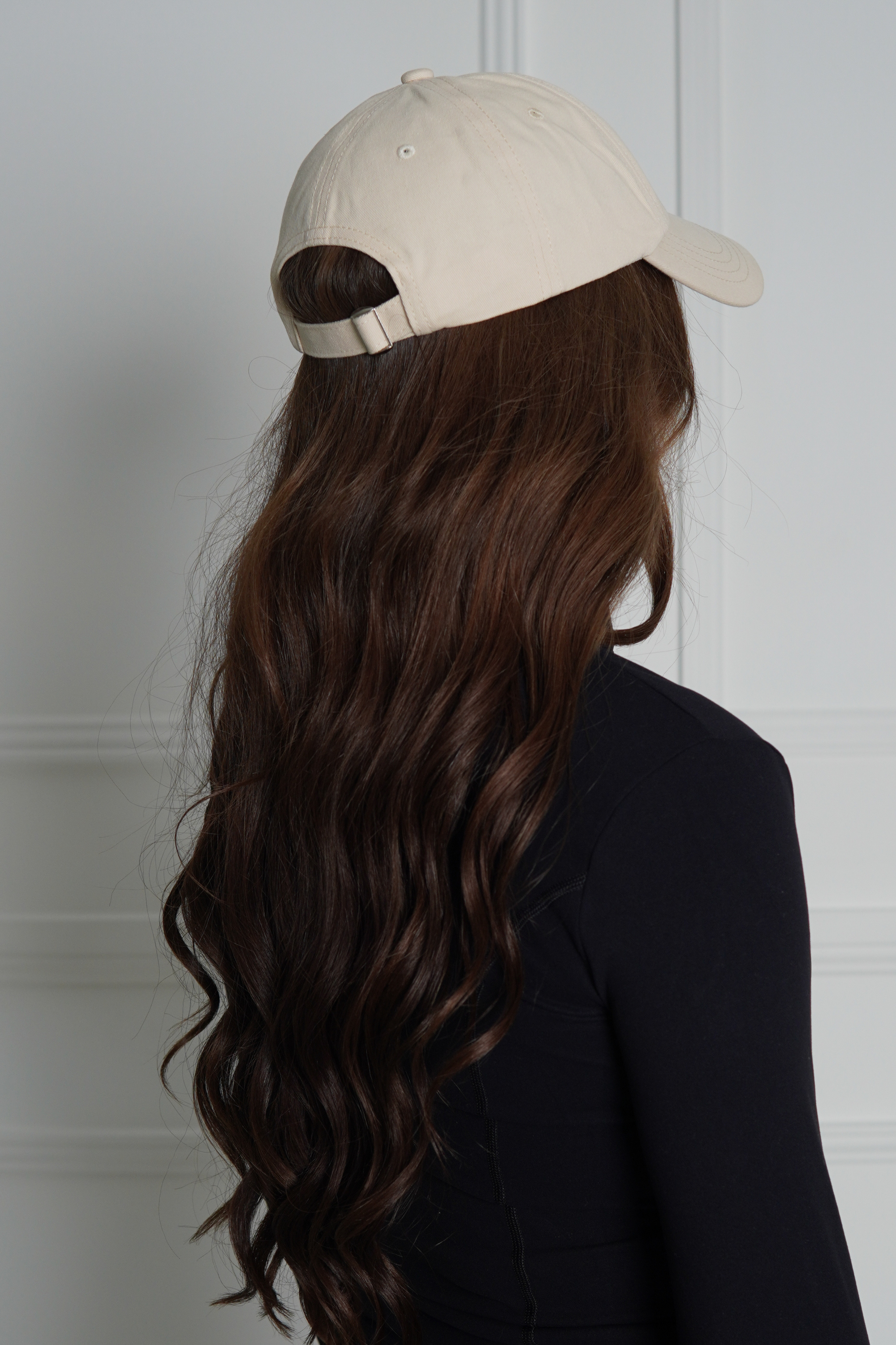 GIRLS CLUB SOFT FIT CAP - SAND