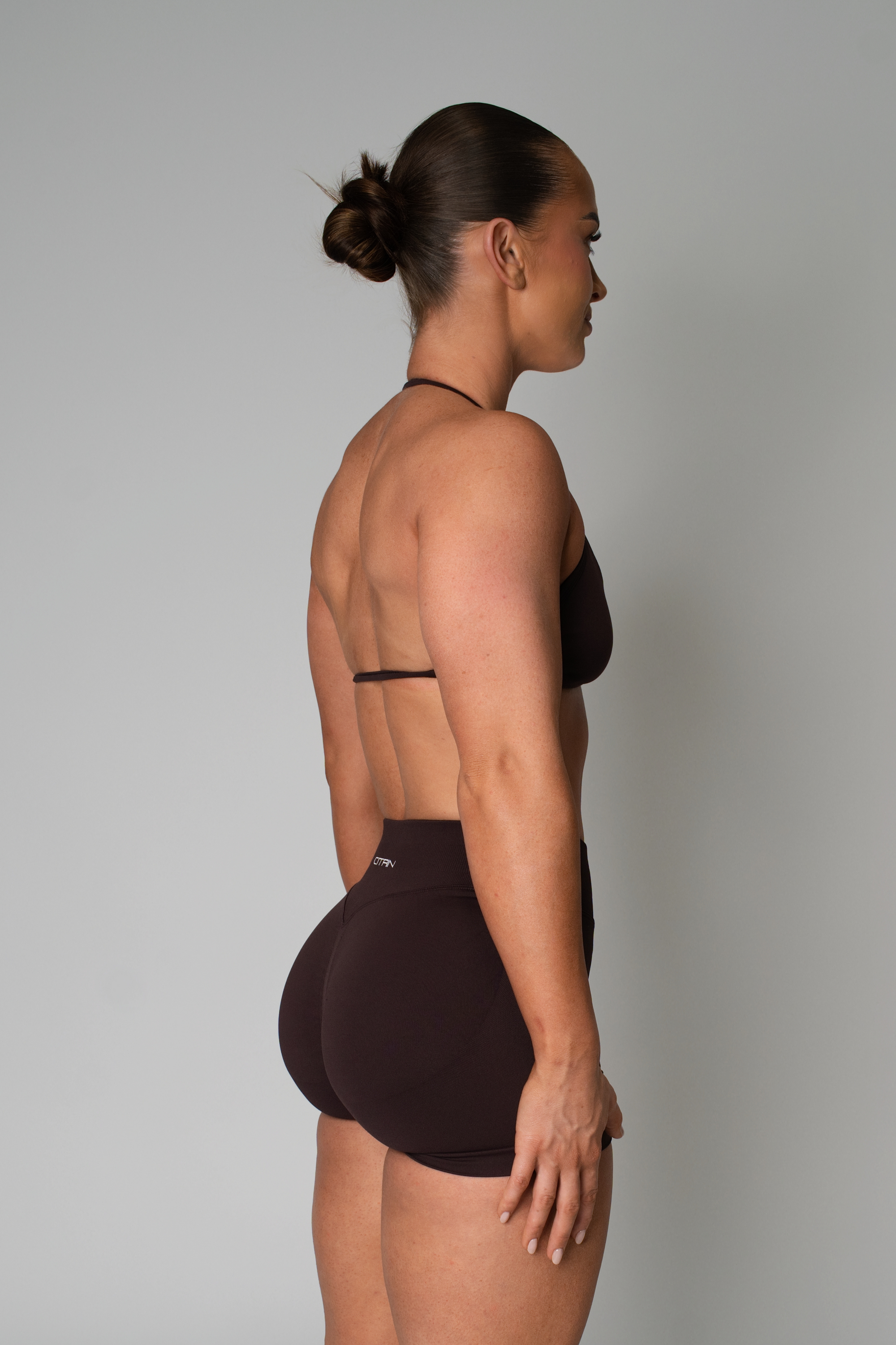 TRUE SHAPE MINIMAL RUCHED HALTER CROP - DARK BROWN