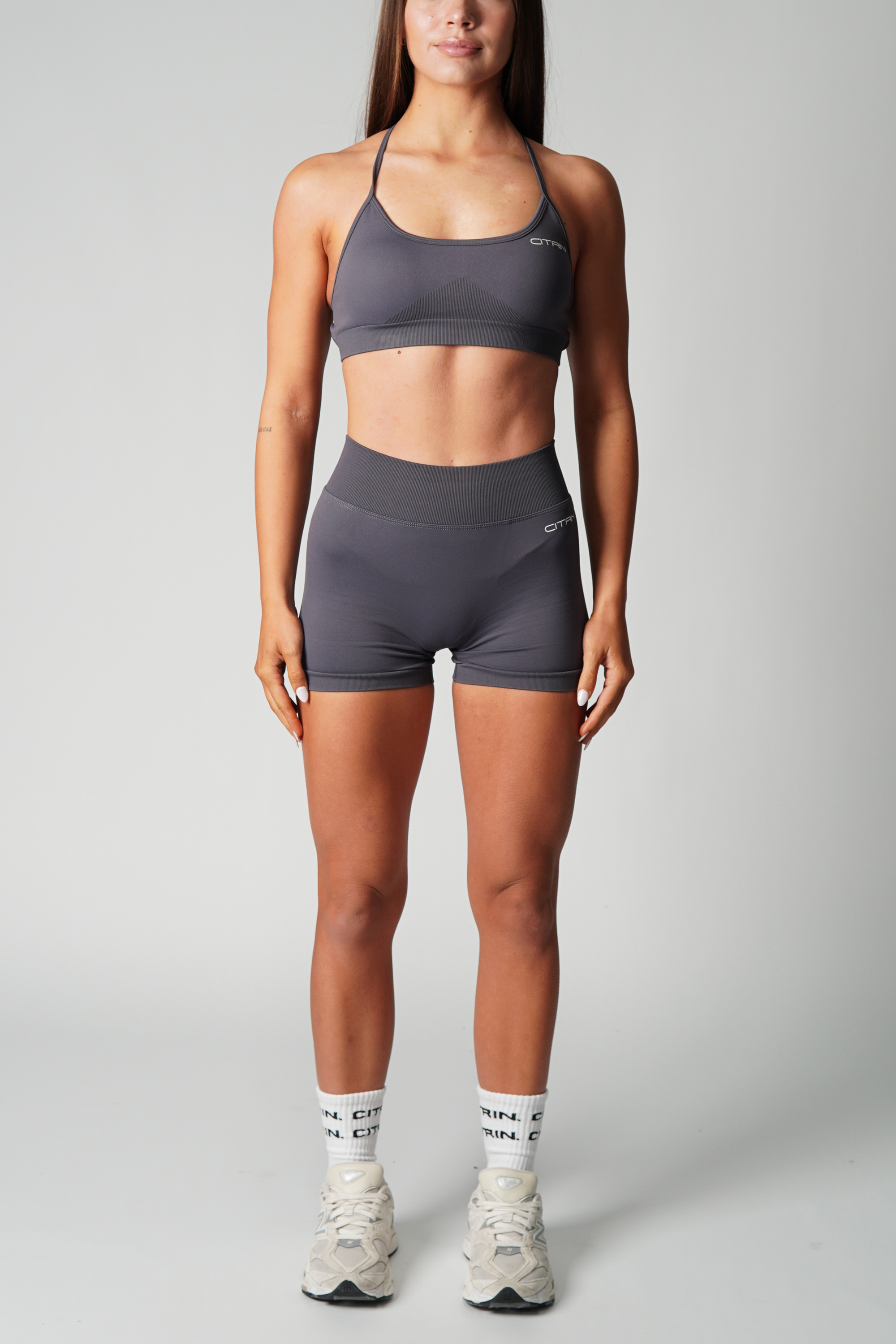 SERENITY SEAMLESS BRA - GREY