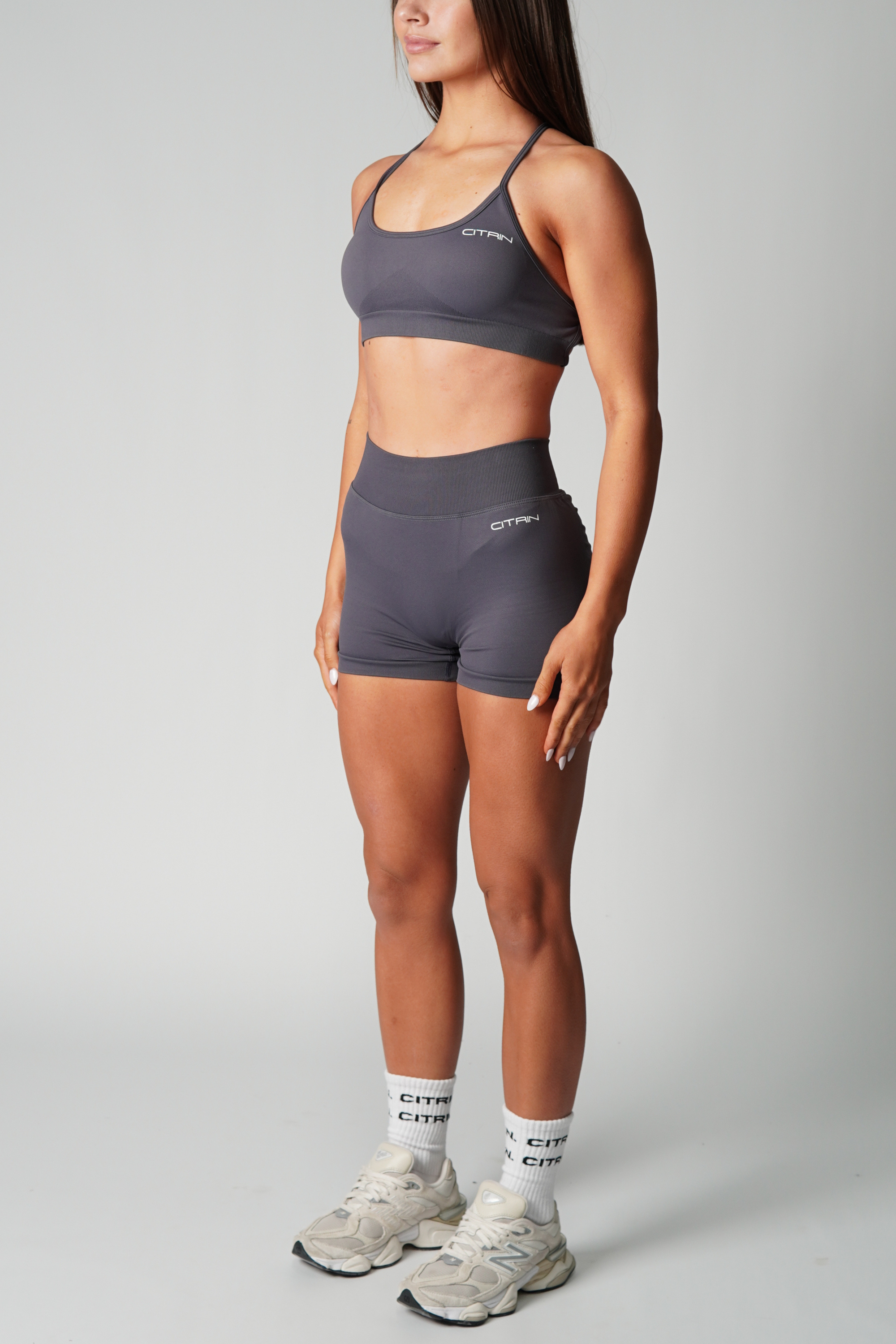 SERENITY SEAMLESS BRA - GREY