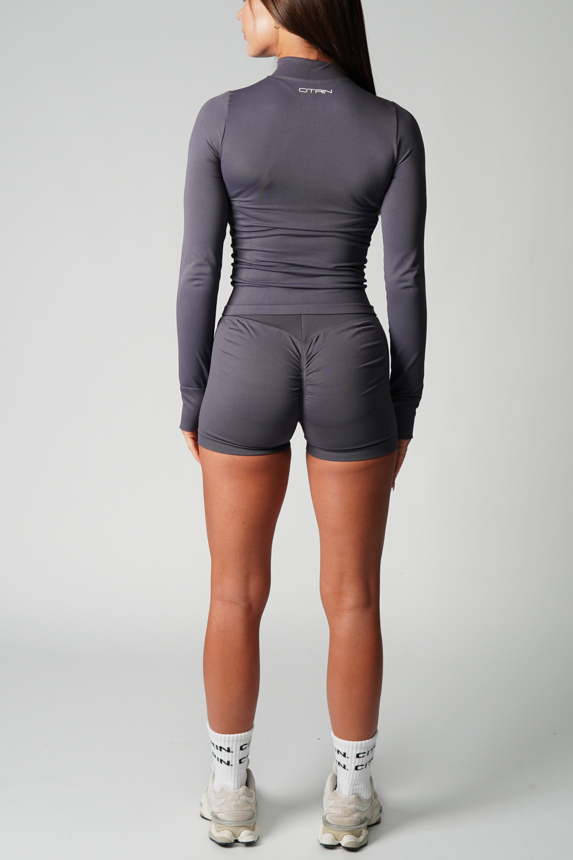 SERENITY SEAMLESS JACKET - GREY