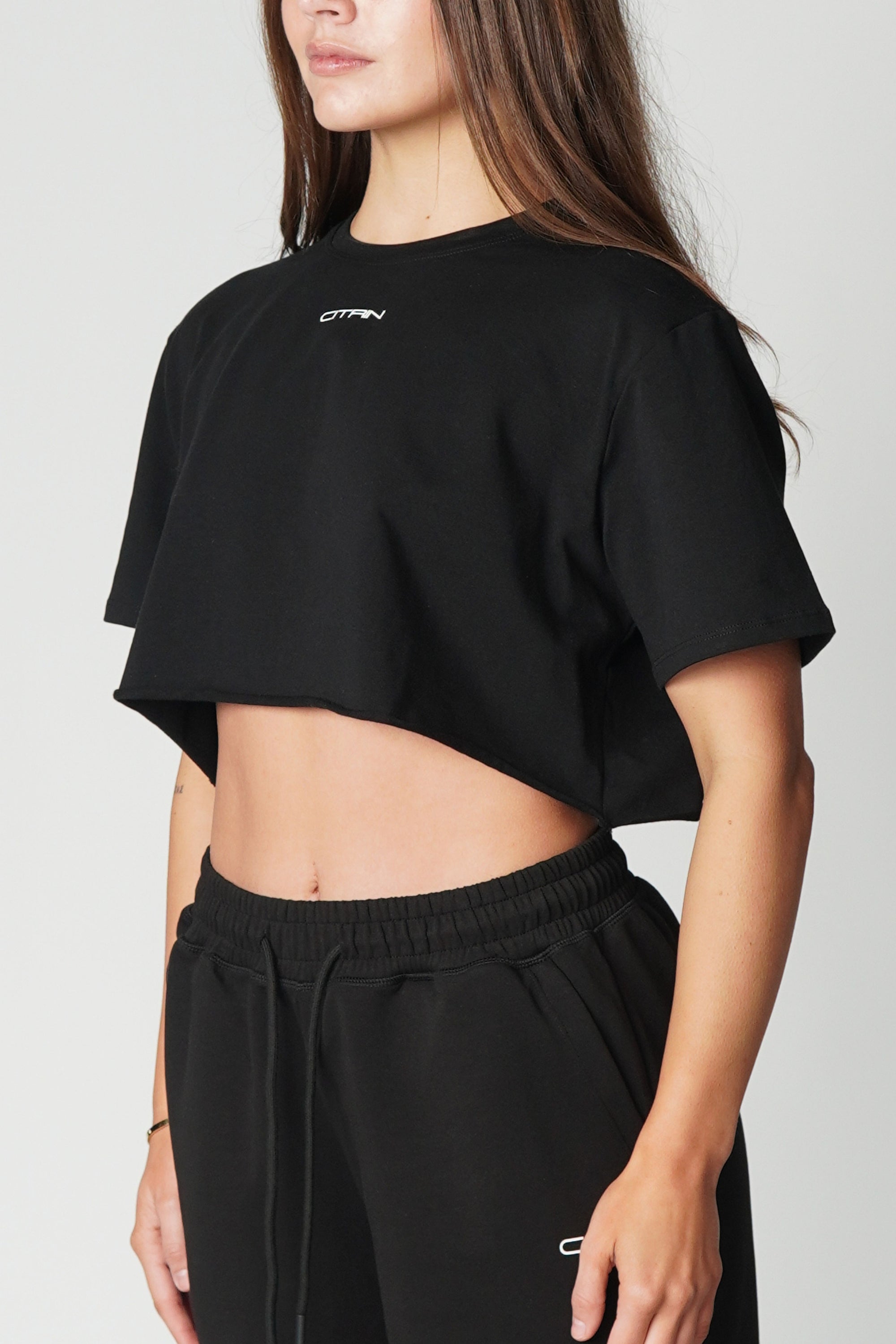 OVERSIZED T-SHIRT EVERYDAY ESSENTIALS - BLACK