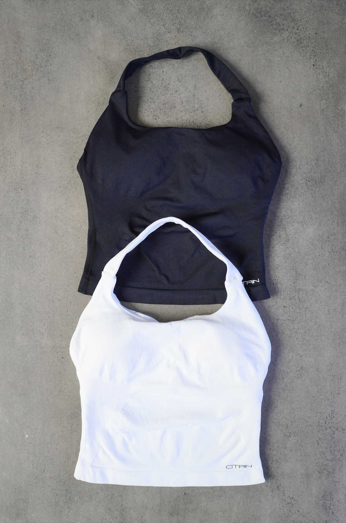 TRUE SHAPE BASIC HALTER TANK DUO - BLACK/WHITE