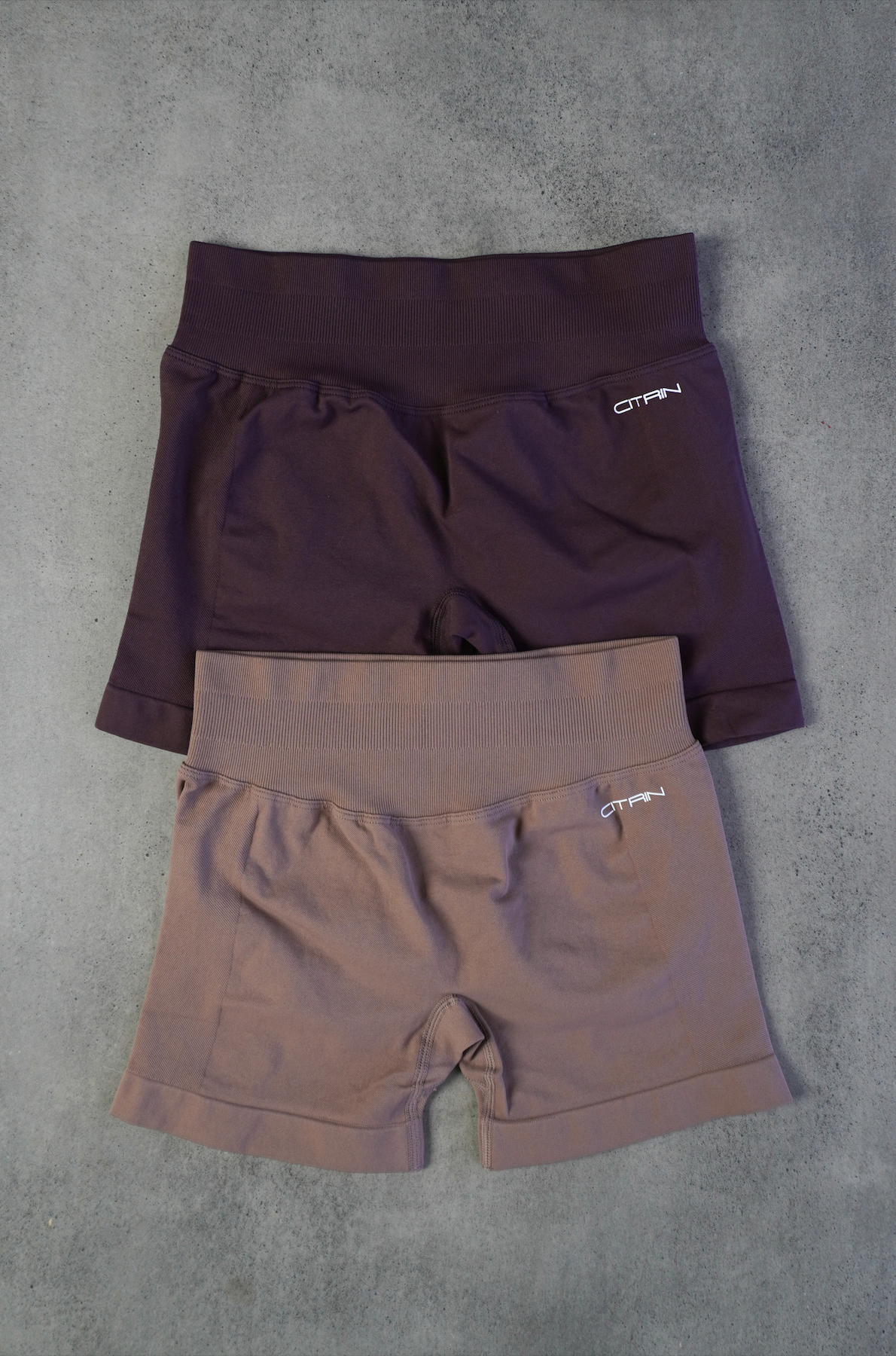 TRUE SHAPE 4.5" SHORT DUO - DARK BROWN/MOCHA