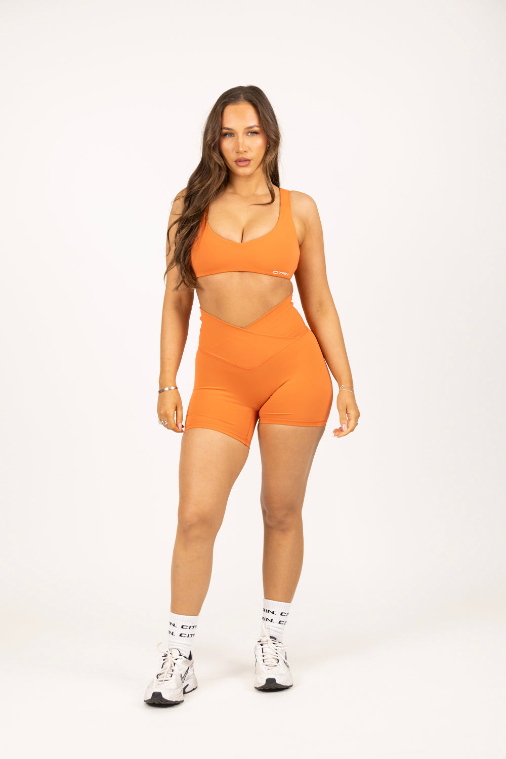 VENUS V-WAIST SHORTS - ORANGE