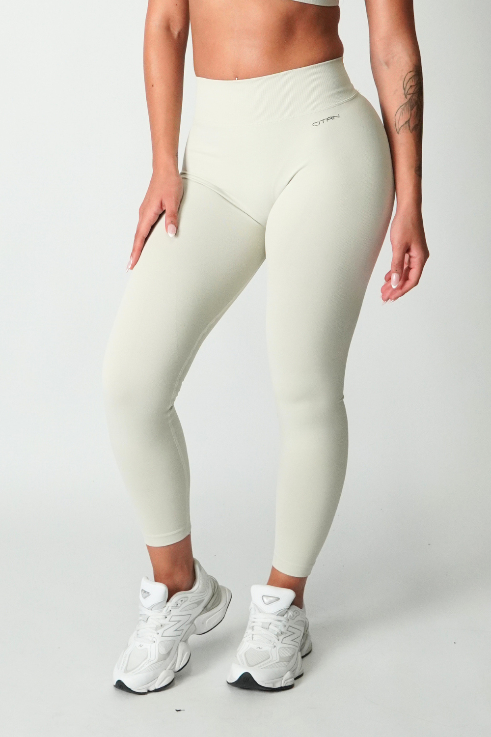SHAPE EDIT CONTOUR LEGGINGS - LIGHT GREY
