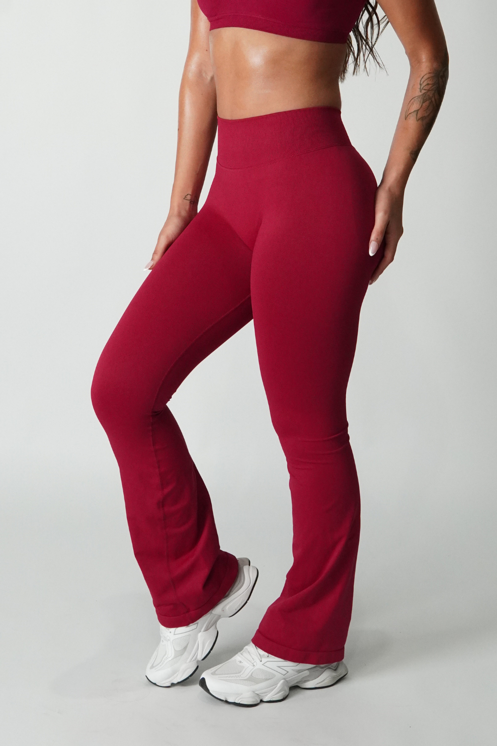 TRUE SHAPE FLARE LEGGINGS - DARK BERRY
