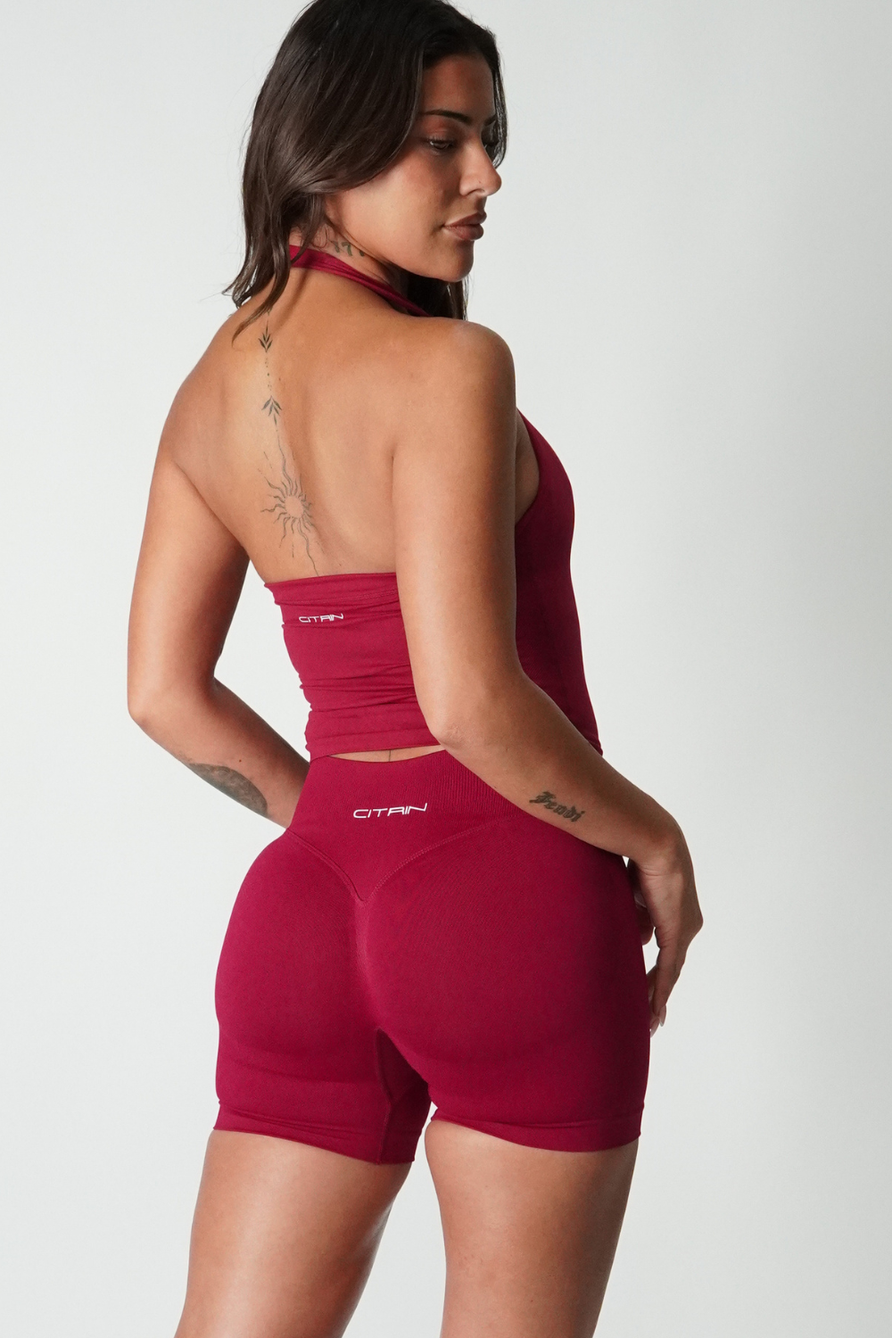 TRUE SHAPE BASIC HALTER TANK - DARK BERRY