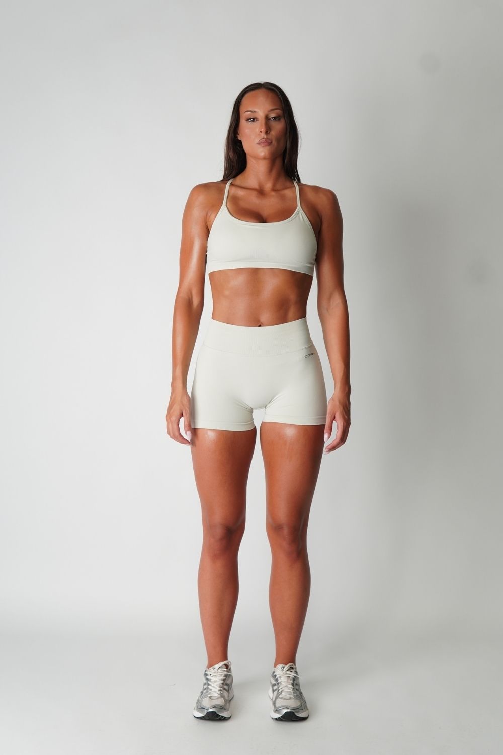 SHAPE EDIT CONTOUR SHORT - LIGHT GREY