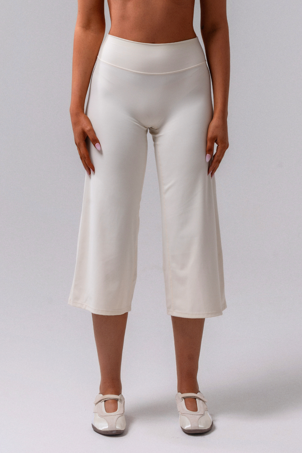 Daily Basis Wide Leg Capri - Crema