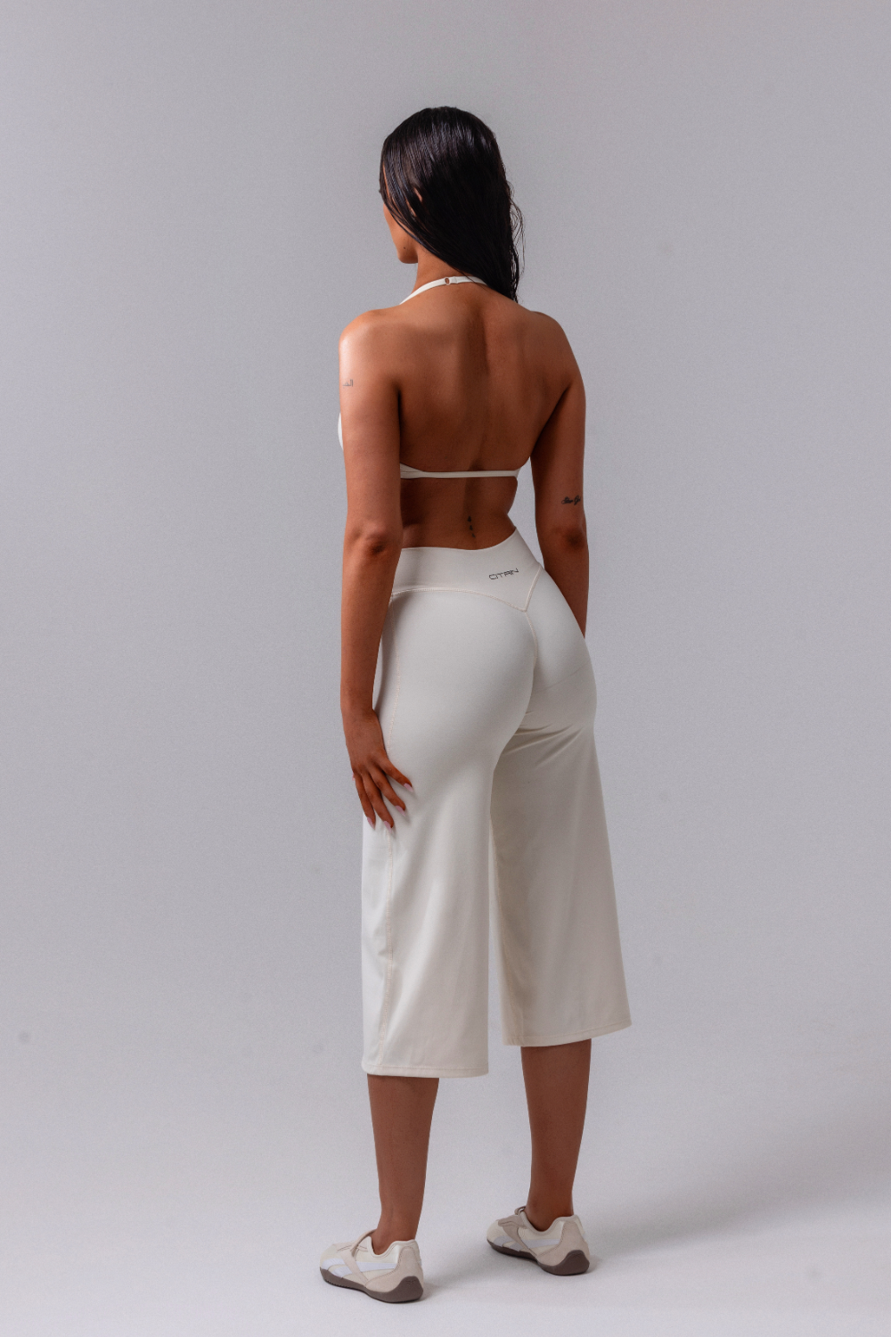Daily Basis Wide Leg Capri - Crema