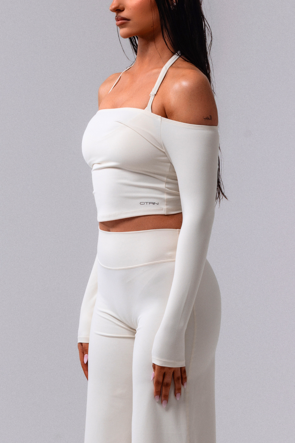 Daily Basis Layering Top - Crema