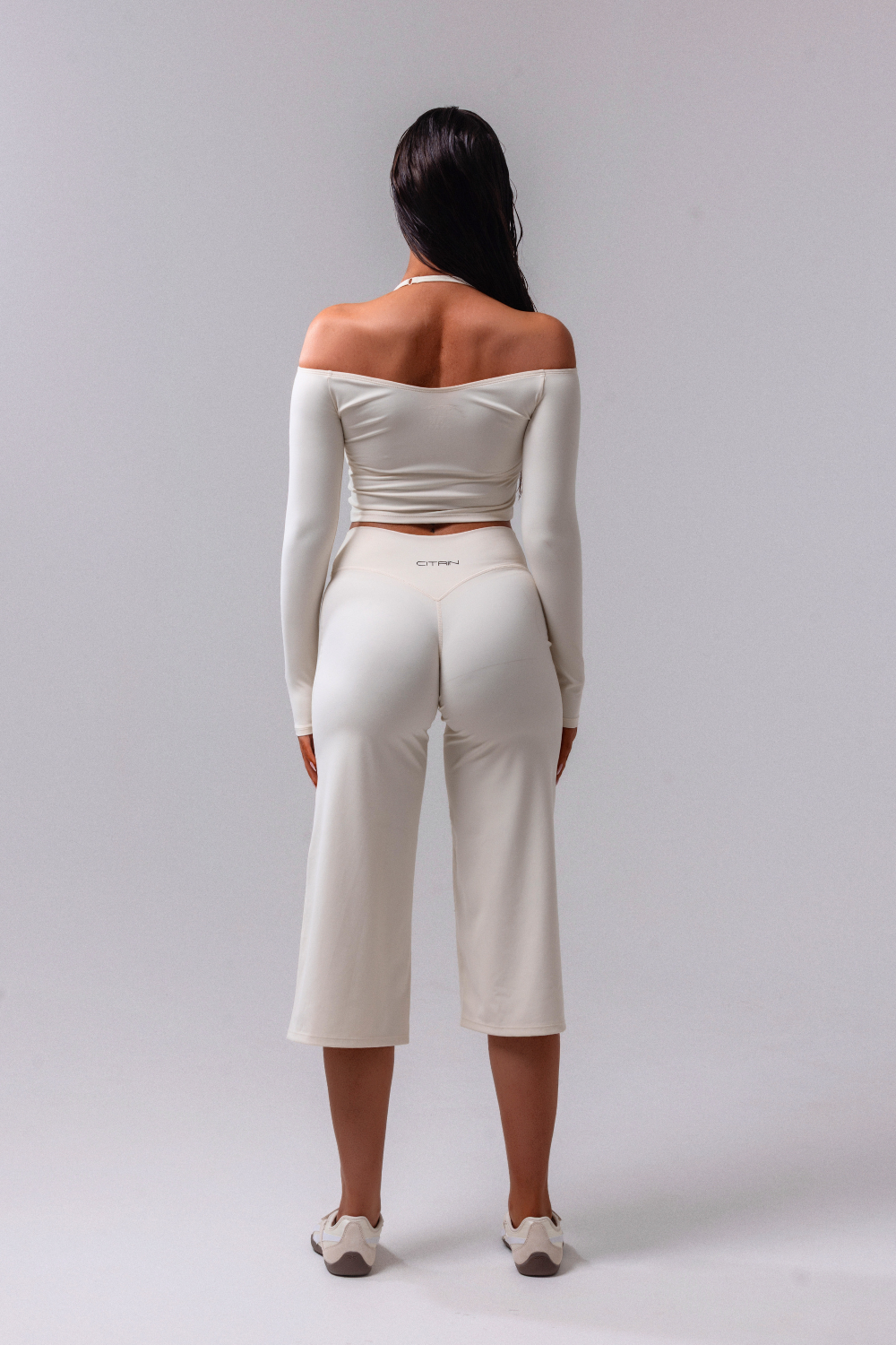Daily Basis Layering Top - Crema